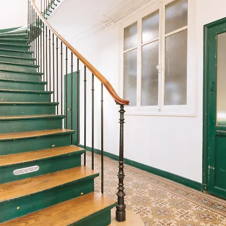 Lovely & Spacious 1bd Apart For 4 In *